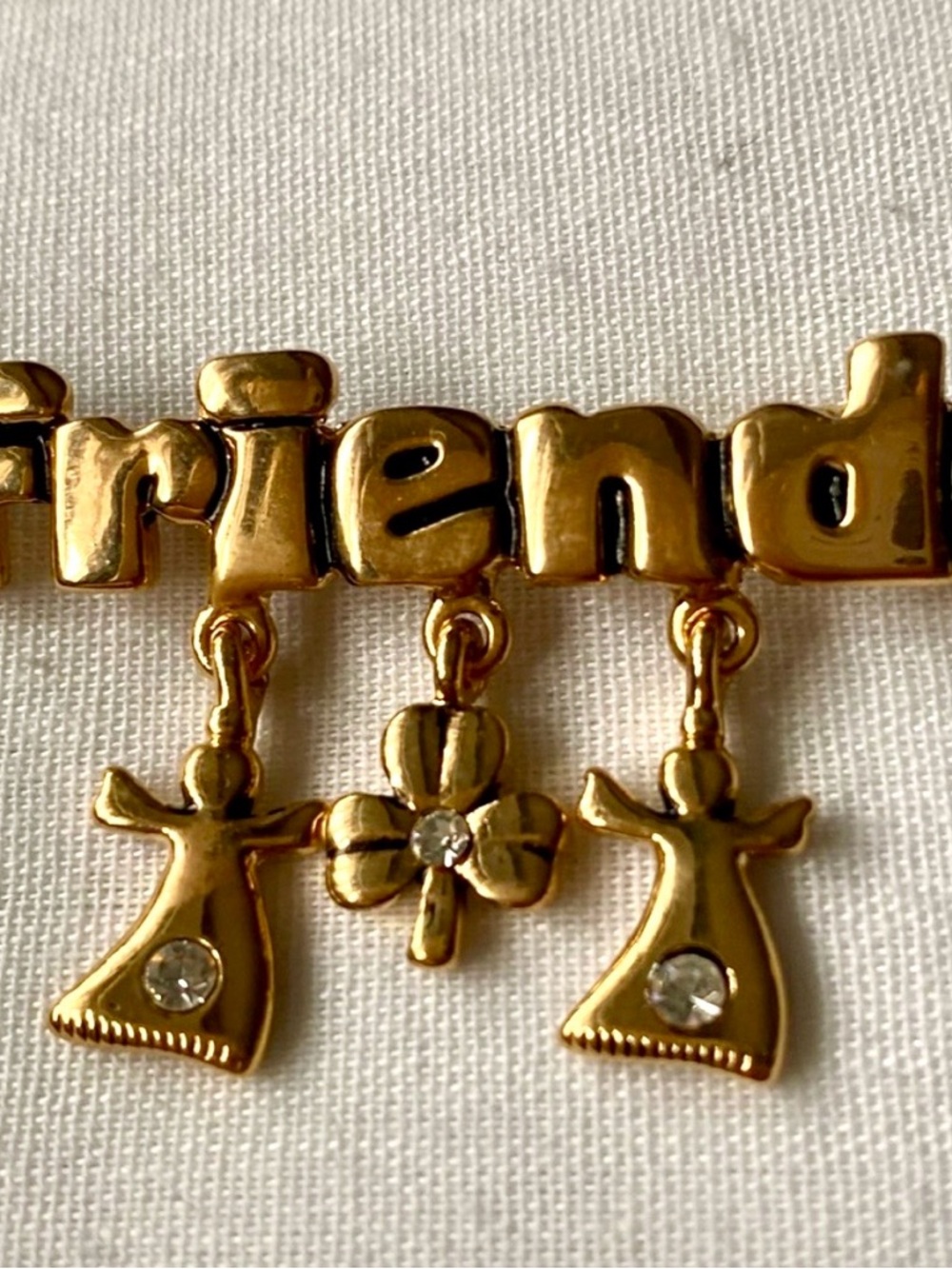 Fashion Jewelry Pin Friends Gold Angel Clover NWOT